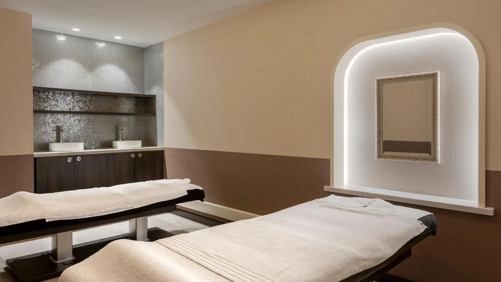 ****  Corendon Amsterdam New-West, A Tribute Portfolio Hotel Hollandia